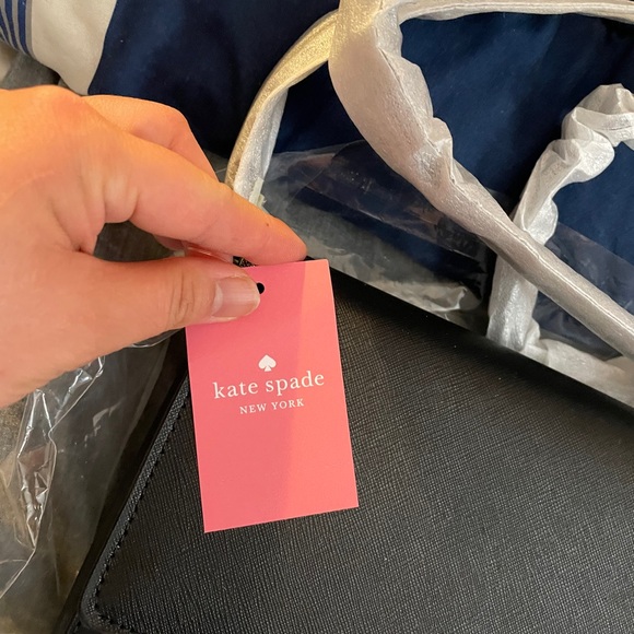 Kate spade ♠️ - Picture 2 of 3